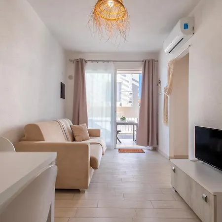 Borgo Degli Ulivi Apartment