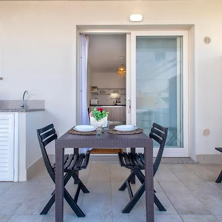 Borgo Degli Ulivi Apartment Isola Rossa