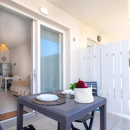 Borgo Degli Ulivi Apartman Isola Rossa
